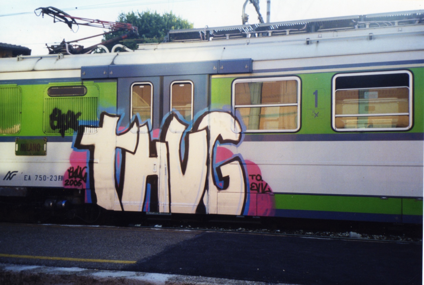 THUG  FN 2006